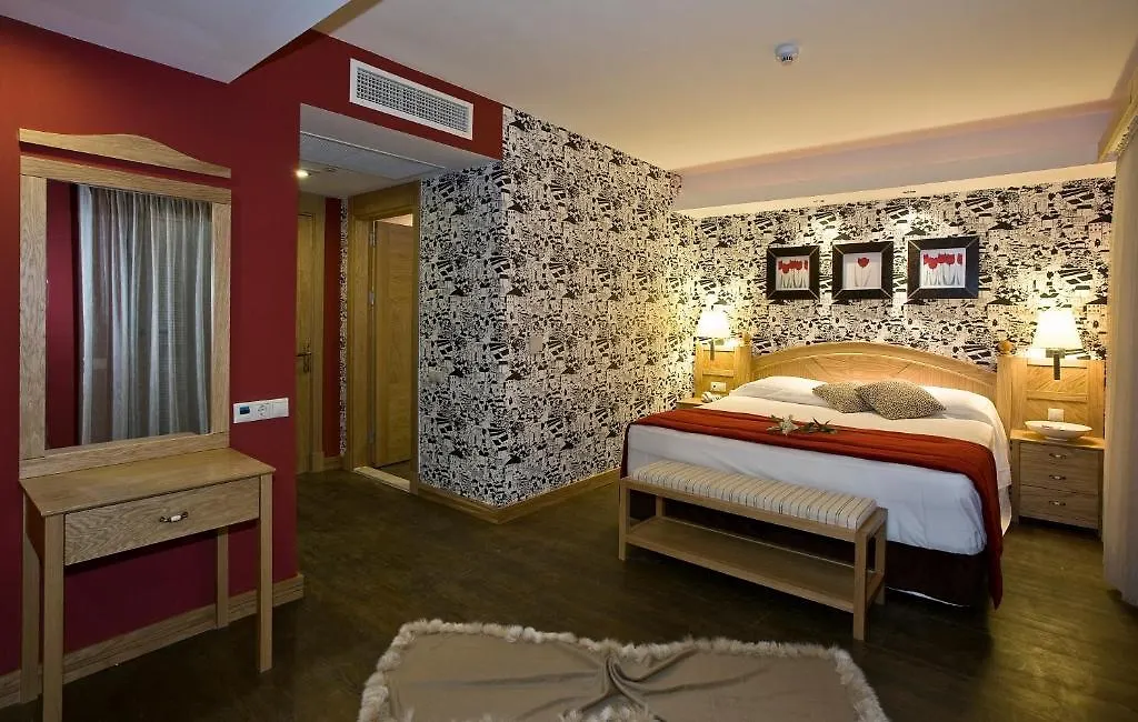 Konvoy Hotel & The Country Club Seferihisar
