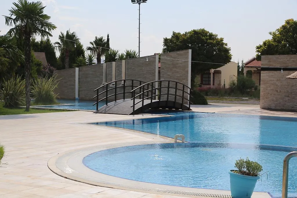 Konvoy Hotel & The Country Club 세페리히사르 0*,