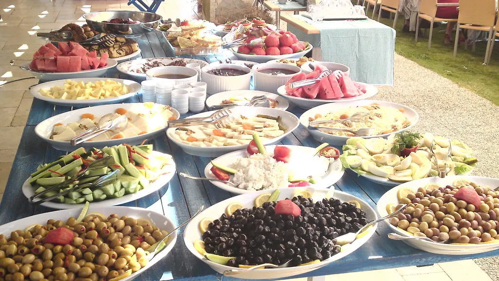 Konvoy Hotel & The Country Club Seferihisar 0*,  Turquia